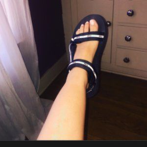 PINK by Victoria's Secret teva xero vivo type Barefoot Velcro strap sandal